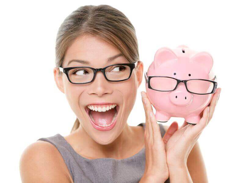 Zero financing woman holding piggy bank